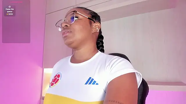 Chatroom XXX en direct de tamaraa_smiith
