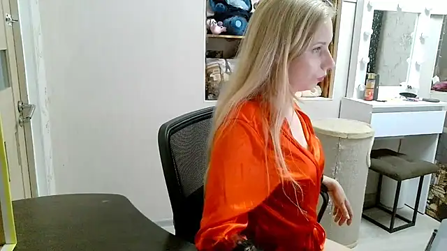 xMilagrosxs' Live XXX Chat