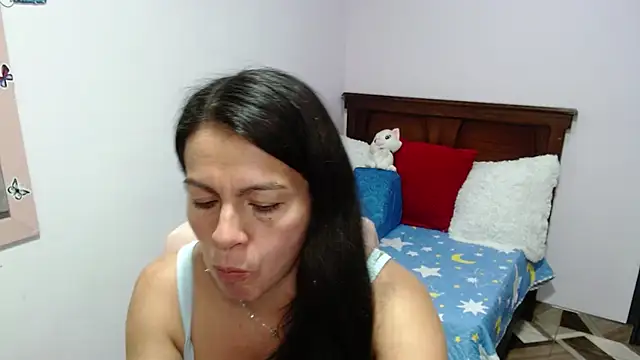 camilavargas_'s Live XXX Chat
