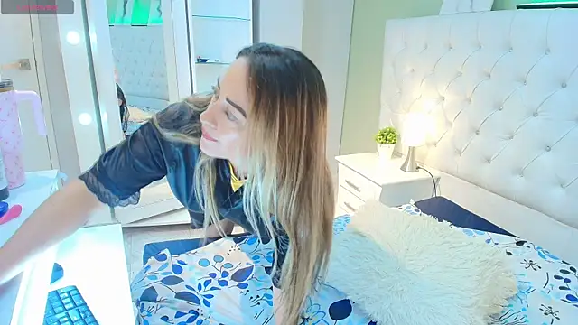 Lindacarterr_ XXX чат на живо