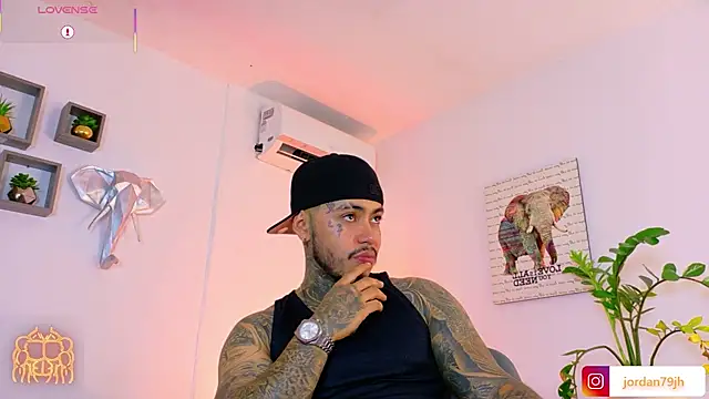 Czat XXX na żywo – JordanSmiith_