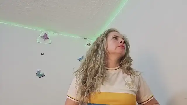 HannaBrave Chat XXX live