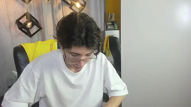 Marcoviolet Live XXX Chat