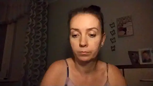 JenniferAlone's Live XXX Chat