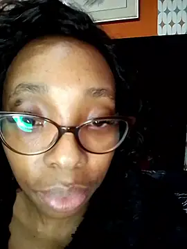 Chat +18 de BabySpice69 ao vivo