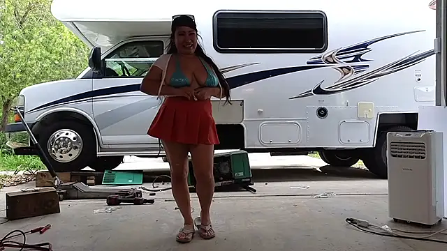XXX chat uživo modela Vickiebee