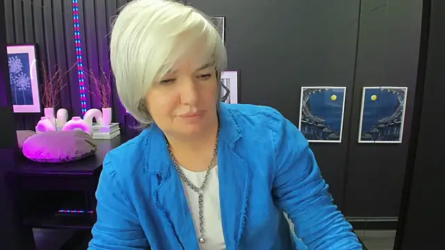XXX chat uživo modela CarmenSoft