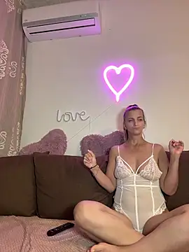Sabrinedivinee 라이브 XXX 채팅