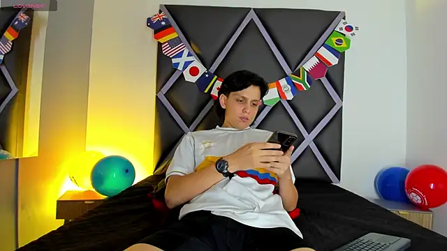 Dante-23 Live XXX Chat