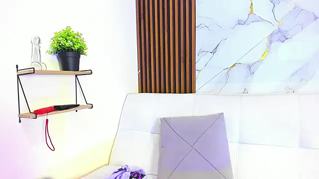 Ela_Queens 即時 XXX 聊天