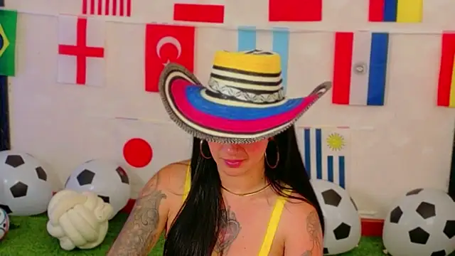 EmmyEvans1n Live XXX chat