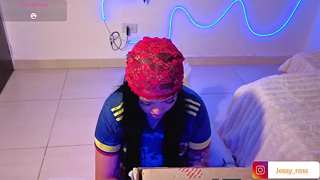 צ'אט XXX בשידור חי של Victoryyy_