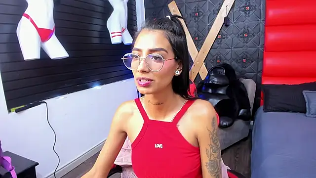 Chat XXX ao vivo de KarlaSlutSkinny__