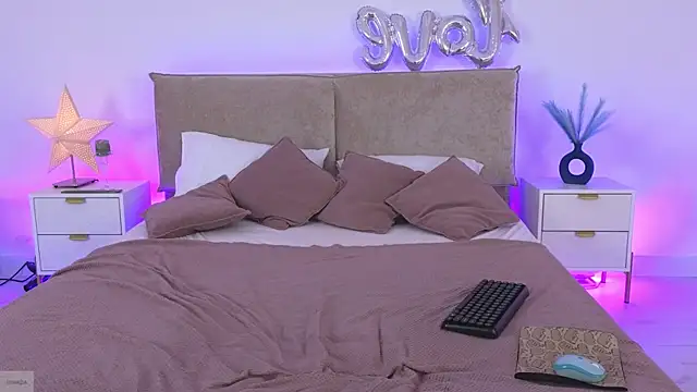 Jules_night – Naživo XXX chat