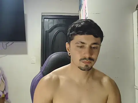 Онлайн чат XXX Sebas_Blessed