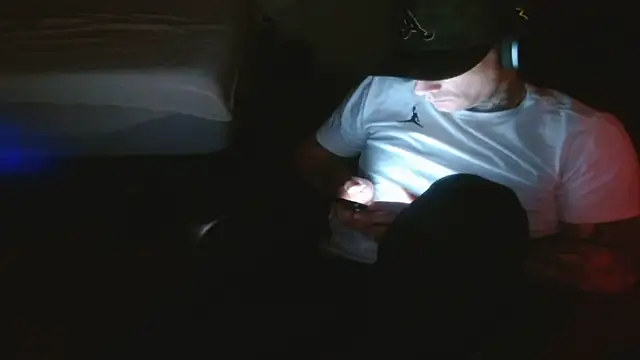Chat XXX en directo de DADDY_KANE8---