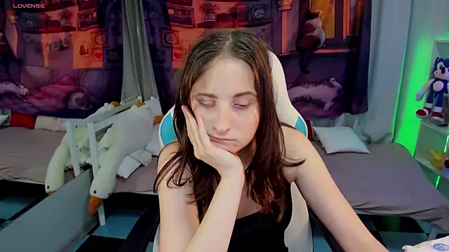 KiraDuvall's Live XXX Chat