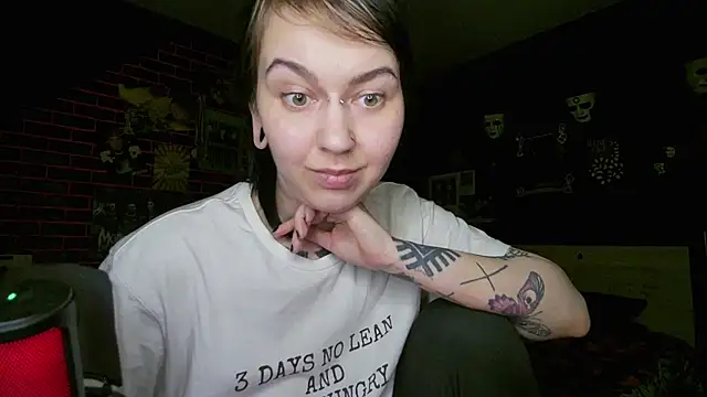MessalinaOfficial's Live XXX Chat