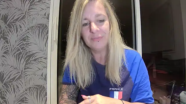 Delichieuse5 Live XXX Chat