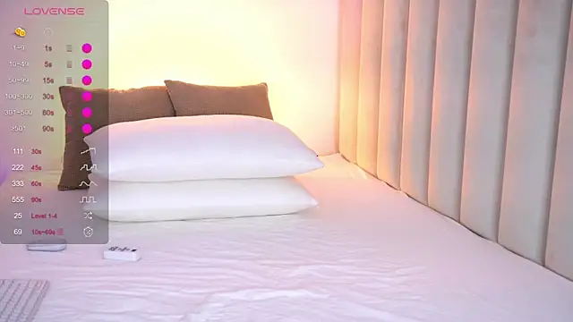 AishaSins Chat XXX live