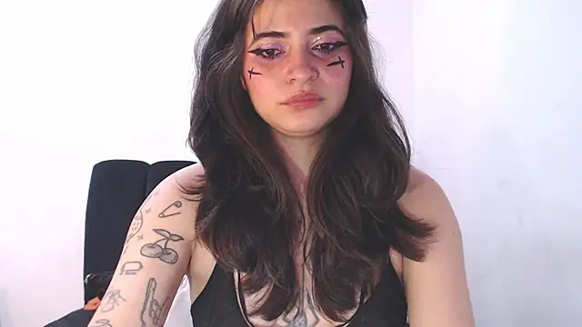 צ'אט XXX בשידור חי של Annagoth_