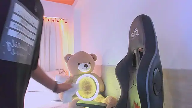 Онлайн чат XXX Sweet_Allan