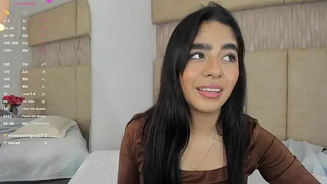 Chat XXX ao vivo de _kyraa_