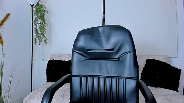 Irina_bxのライブXXXチャット