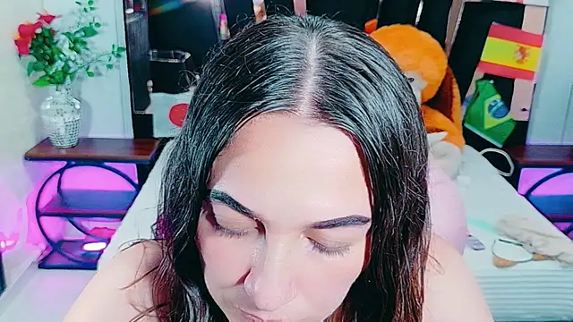 Megan_RaiのライブXXXチャット