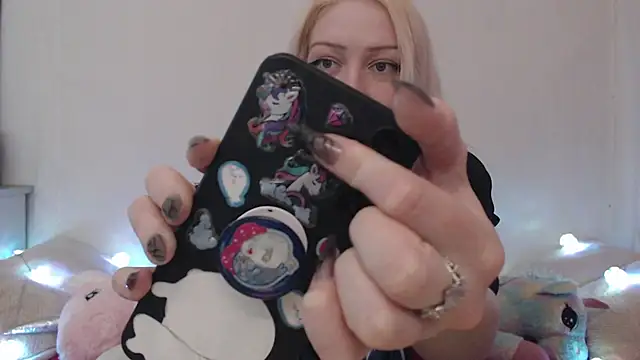 Emily_hardcore – Naživo XXX chat