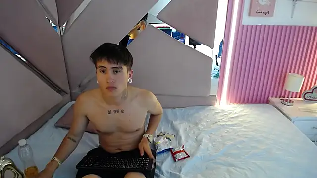 oblivionlove Chat XXX in diretta