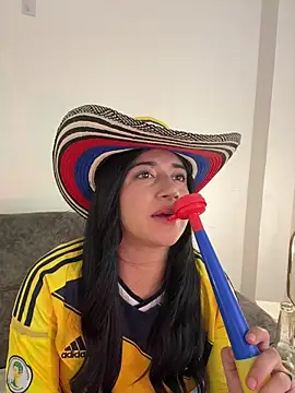 XXX chat uživo modela KallyMyller1
