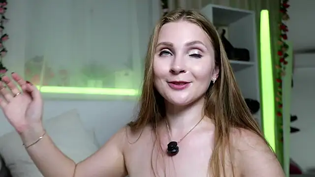 Chatroom XXX en direct de Only1liza