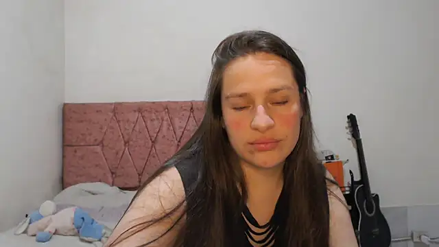 Chat +18 de Serenity ao vivo