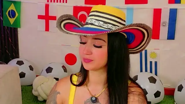 EmmyEvans1 라이브 XXX 채팅