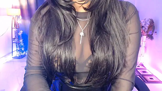 Chatroom XXX en direct de Rashiii_