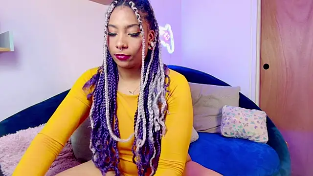 Aria_Peach_ Adlı Modelin Canlı XXX Sohbeti