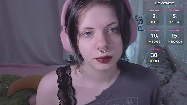 دردشة Alice_Zev الجنسية المباشرة
