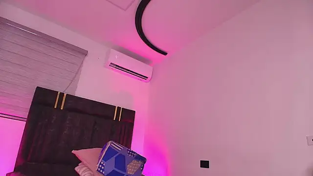 lay_navas Adlı Modelin Canlı XXX Sohbeti
