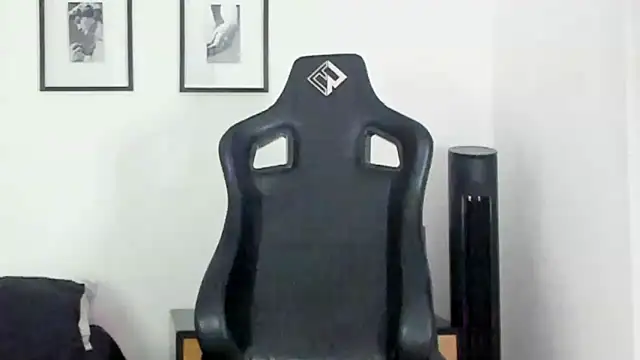 Živý XXX chat Dereck_vega