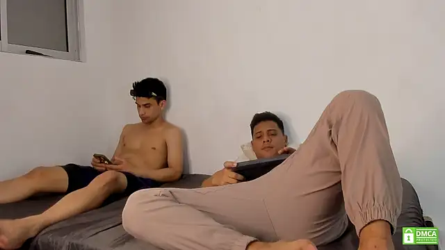 Živý XXX chat Alejandro_and_Deiby