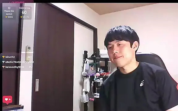 XXX chat uživo modela whitebriefboy