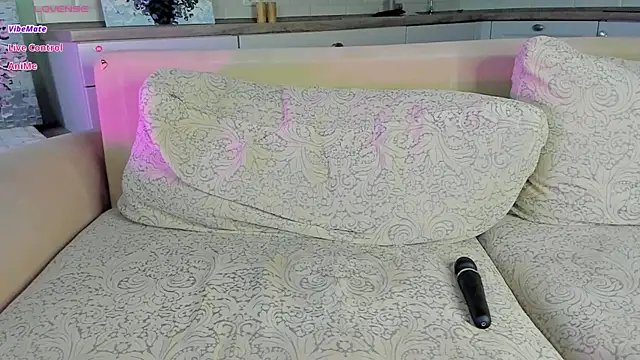 UWU_flower live XXX chat