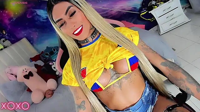 Chat +18 de Nella_Dolls ao vivo