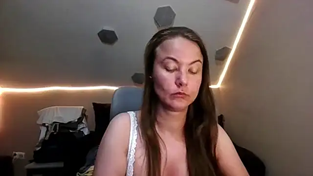mat11da_'s Live XXX Chat