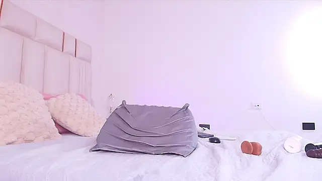 alanarose18のライブXXXチャット