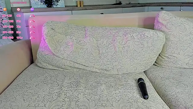 Chat +18 de UWU_flower ao vivo