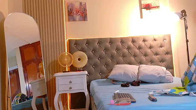 Alex_Bloom Live XXX-chat