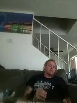 yourMasterisBored's Live XXX Chat