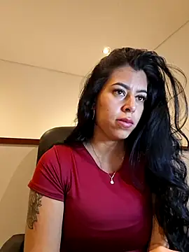 Luianna Live XXX-chat